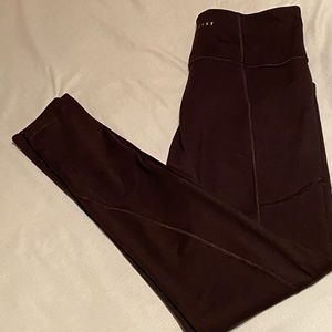Victoria’s Secret pocket legging